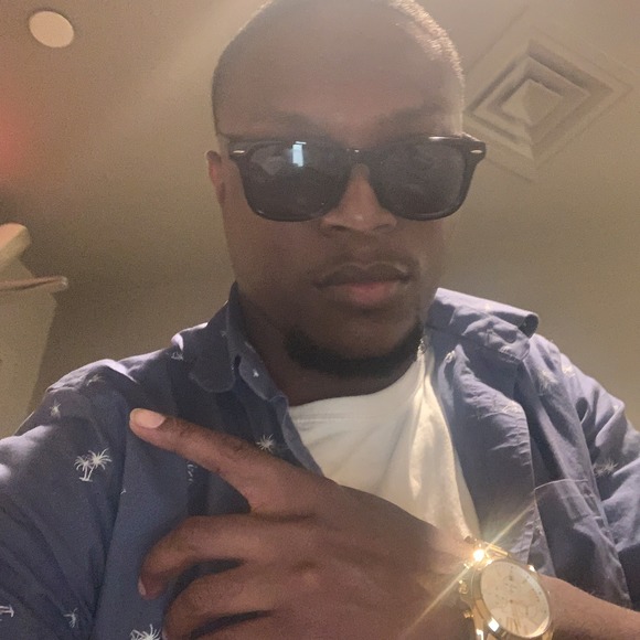 Meet your Posher, David - Picture 1 of 1